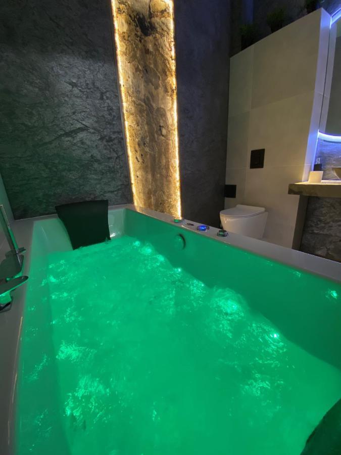 Silver Shine Jacuzzi Краков Экстерьер фото