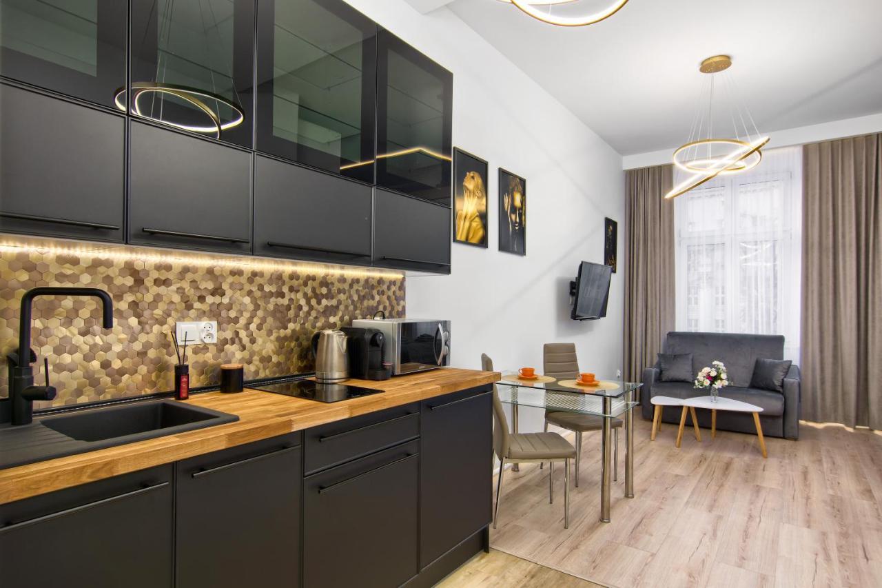 Silver Shine Jacuzzi Краков Экстерьер фото